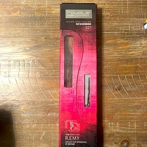 REMY 22” Women’s Hair Extensions